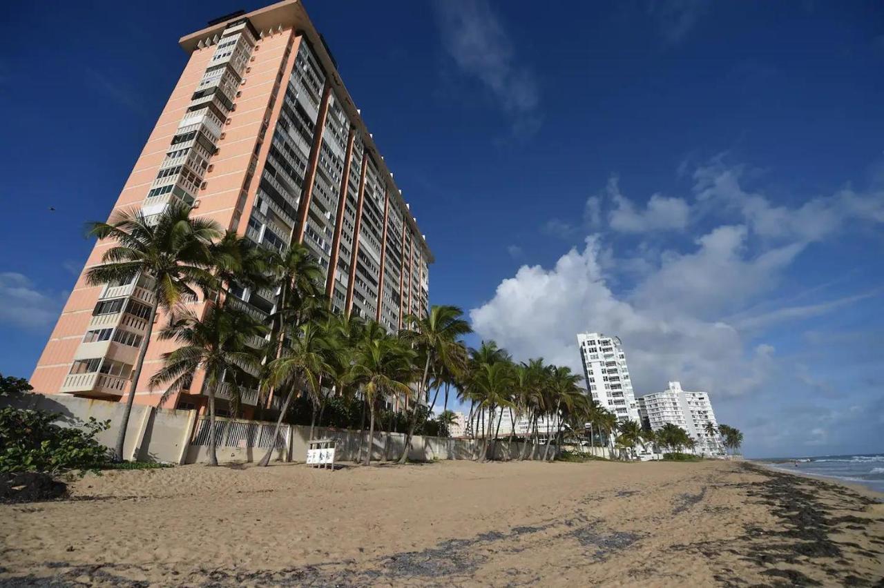 Kasa Las Palmas Studio Apt For 2 Ocean View Beachfront Condo Pool San Juan Exterior photo